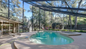 Sleeps 13, 5 bdr Jacksonville Beach House w Pool, Hot tub